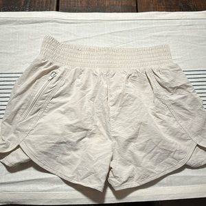 Zenana size medium new without tags excellent condition boutique